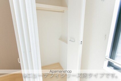 ＢＩＺ　Ｂ[1K/33.2m2]の収納