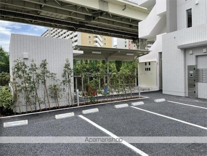 シャローム亀戸[1R/27.57m2]の駐車場2