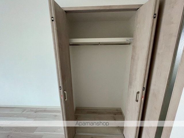 セオリー大阪EAST DOORの内装写真