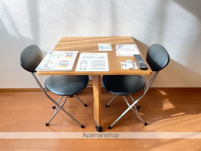 レオパレスひまわり IIIの内装写真