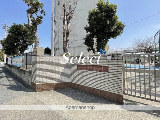 サニーウェル三渓園の周辺写真