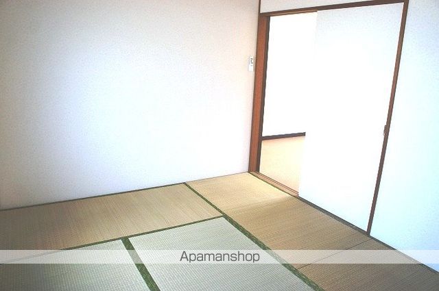 レジデンス華の内装写真