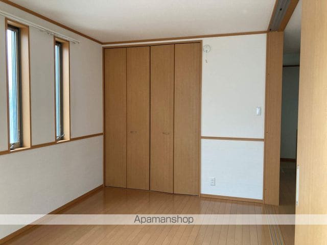 今城町タウンハウスIIの内装写真