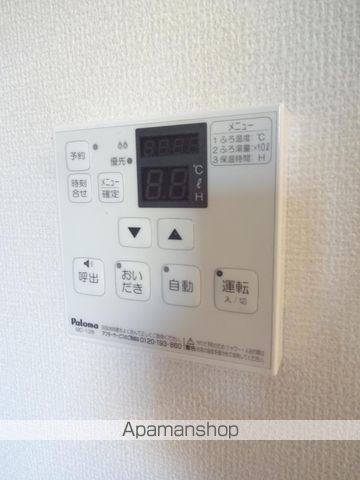 カーサ ポポラーレの内装写真