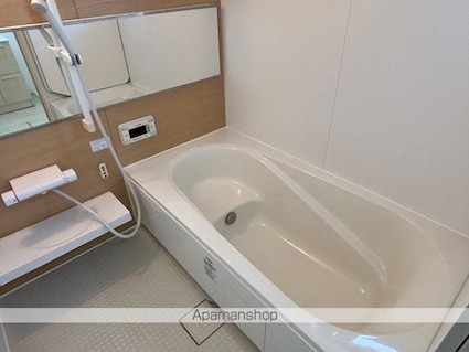 板垣Ｍ貸家　Ｃ[3LDK/100.29m2]のバス