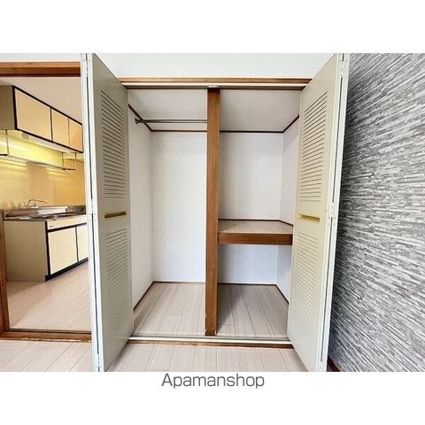 Surplus One曙の内装写真