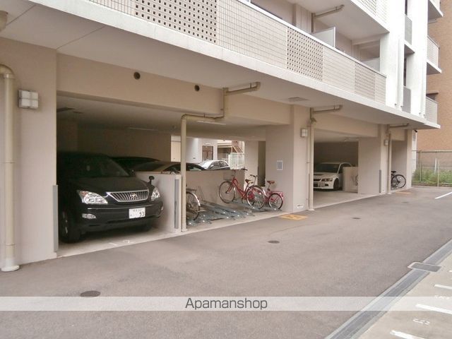 ドライバウム江坂の内装写真