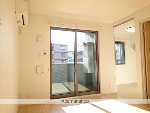 フロムワンの内装写真