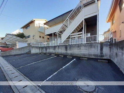 エルディムモモ[2DK/39.74m2]の駐車場