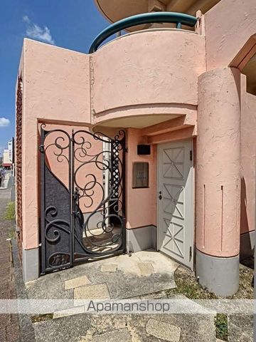 ファンガーデンの玄関写真