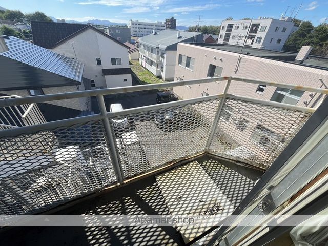 コートハウス的場の内装写真