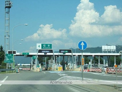 ヴィラ　島立[1LDK/39.32m2]の周辺3