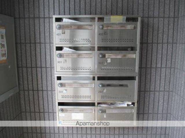 ラメール荒田の玄関写真