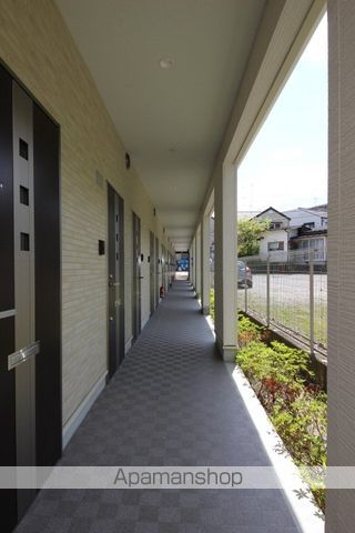 メゾン ド トゥール久代の玄関写真