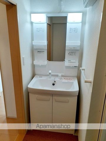 スカイハイツ儀徳IIの内装写真