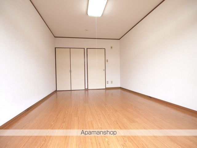 パークハイツ島内の内装写真