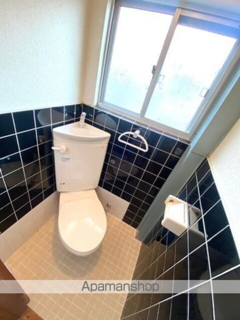鈴木マンション[3K/42m2]のトイレ