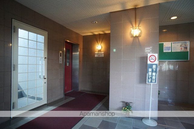 東亜シティプラザの玄関写真