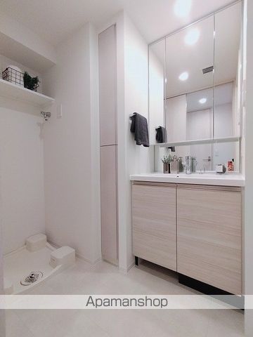 コンフォリア新大阪宮原Qの内装写真