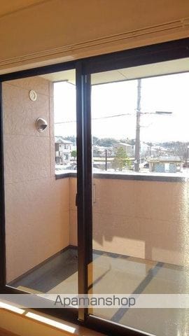 グレイスコート坂ノ市の内装写真