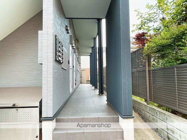 エスペランサ AK 松波の玄関写真