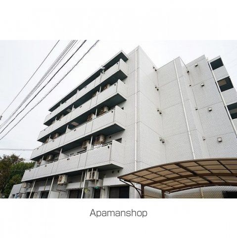 成城ロイヤルマンションの外観写真