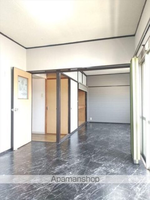 和歌山県和歌山市西浜[2LDK/72.32m2]のリビング・居間