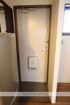 香川県高松市松縄町[1K/24m2]の玄関