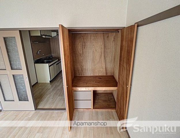 トレンディ山越の内装写真