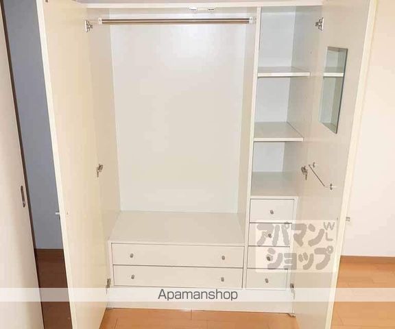リーフセラ七条の内装写真