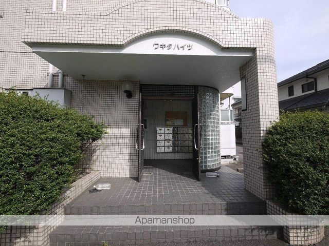 ワキタハイツの玄関写真