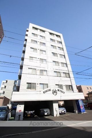 マンション三宅Dの外観写真