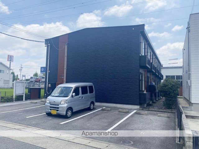 レオパレスプチクローバーの外観写真