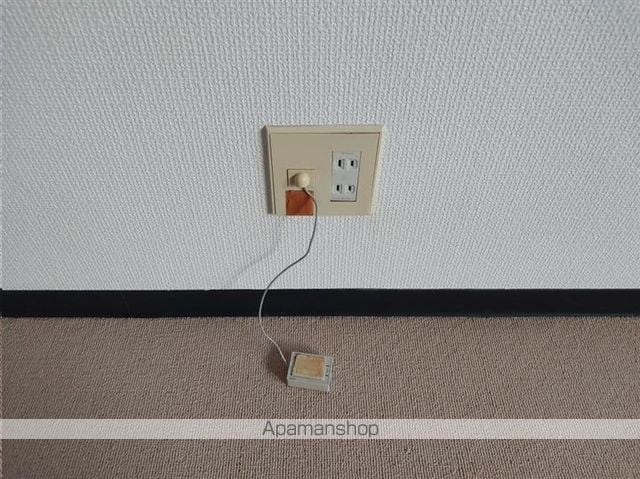 ロイヤルヒルズ台原IIIの内装写真