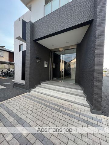 CASA Yの玄関写真