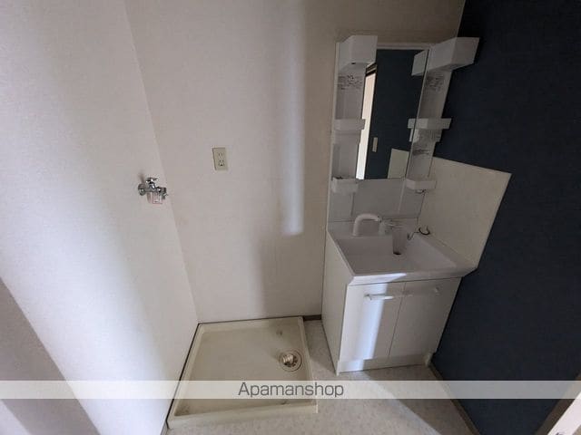 ニューハイコンスIIの内装写真
