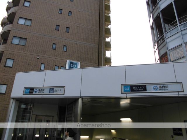 レジディア高田馬場の周辺写真