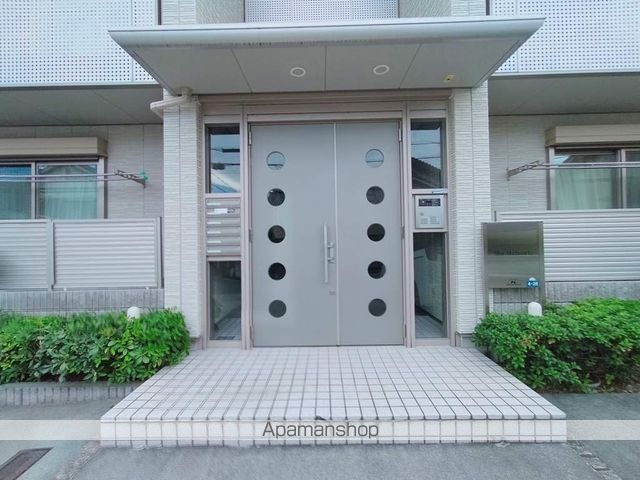 シャーメゾンUの玄関写真