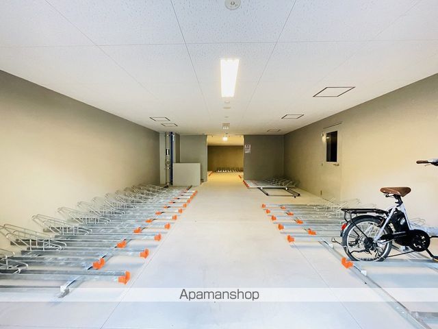 エスリード上前津セレーノの玄関写真