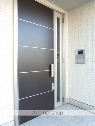 Ｏｎｅ’ｓ　Ｈａｒｂｏｒ[1LDK/33.39m2]のエントランス2