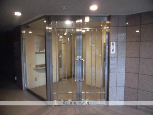 スカイコート高輪の玄関写真