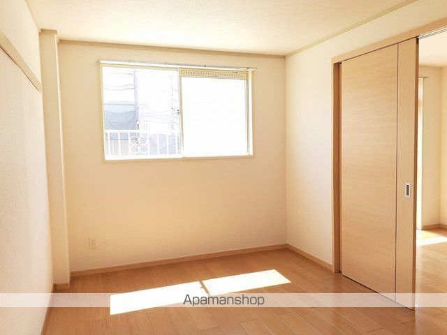 メープルファーム照山IIの内装写真