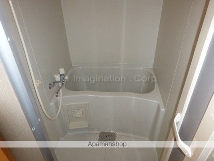 エクスプローラー[1K/31.02m2]のバス