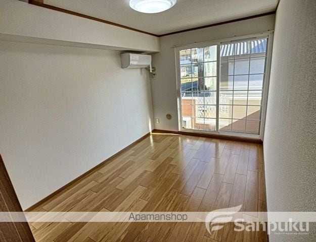 セント・ビレッヂの内装写真