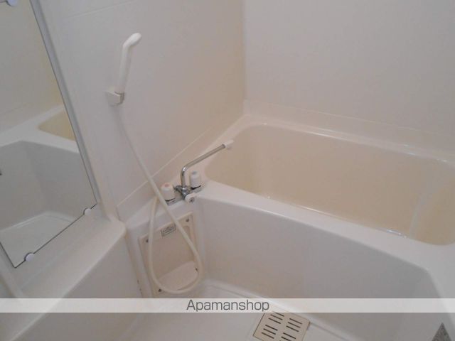 RAFFINEAZMAの内装写真