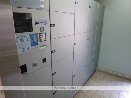 グレーシィ石山[2LDK/72.22m2]の共用部2
