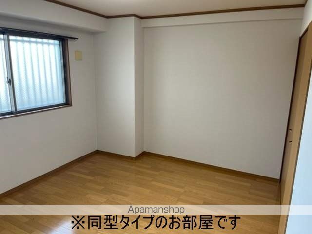 ロイヤル芝原北館の内装写真