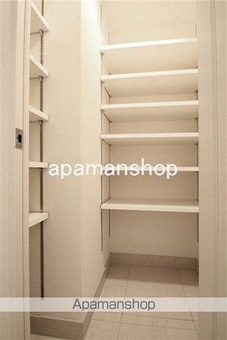 CROSSRESIDENCE大阪新町の内装写真
