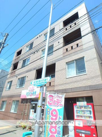 アベニュー神宮の外観写真