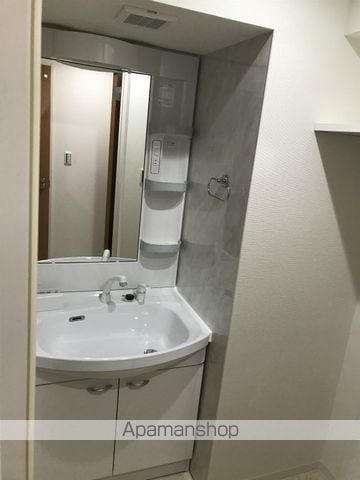 八番町ビルディングの内装写真